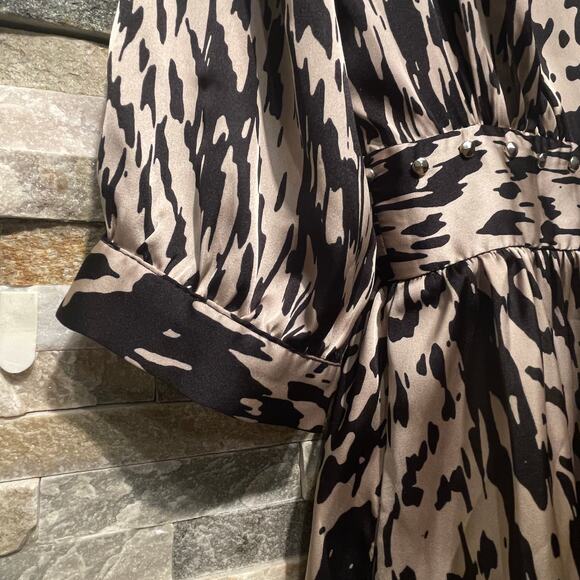 Sandro Paris Printed Black + Cream Silk Mini Dress 2 | Pockets Studded Rare NWOT - Picture 7 of 15